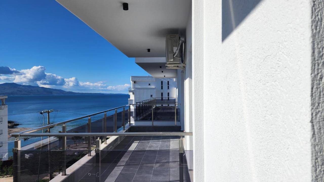 Jusal Sea View Apartment Саранда Екстер'єр фото
