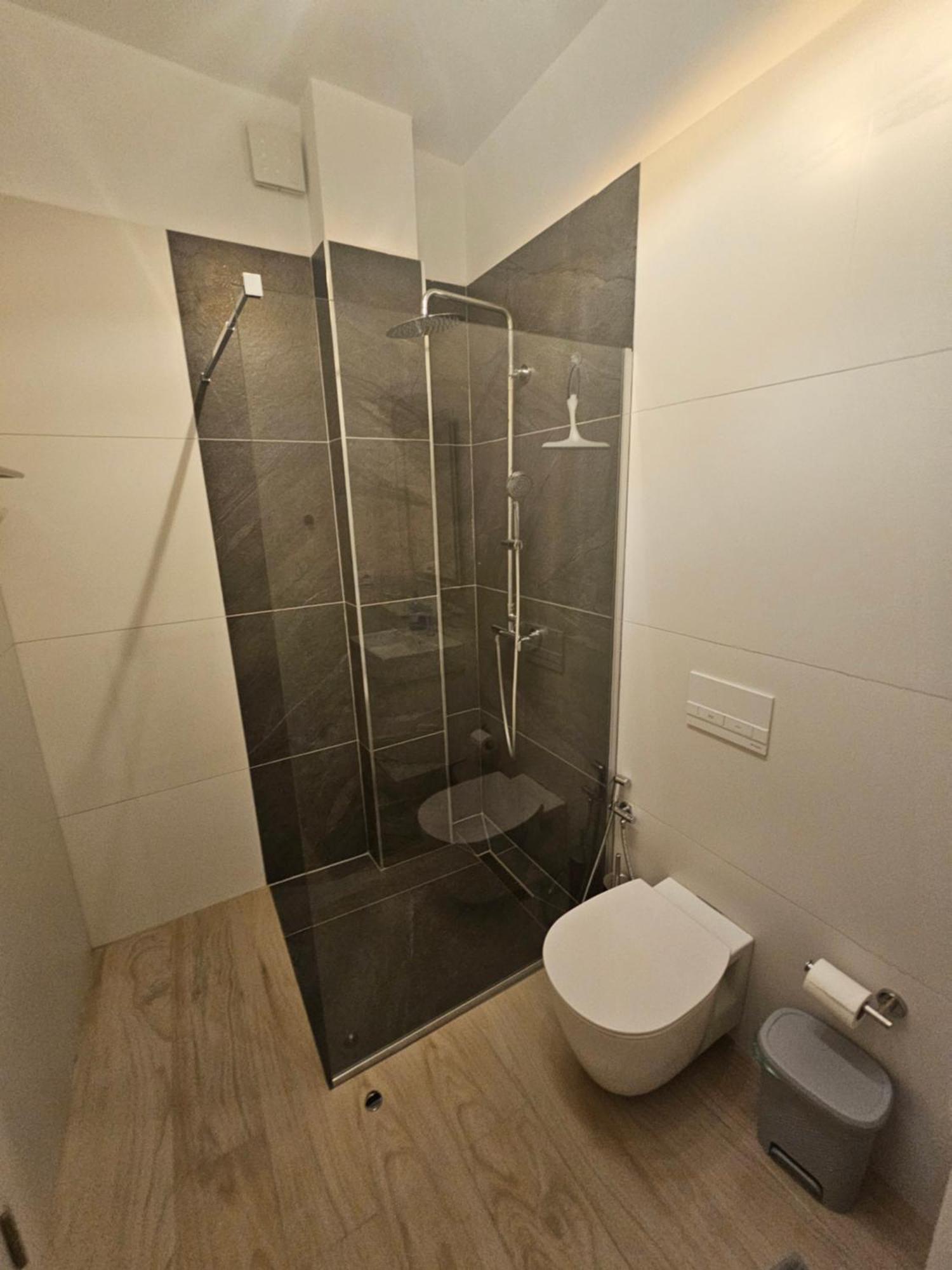 Jusal Sea View Apartment Саранда Екстер'єр фото